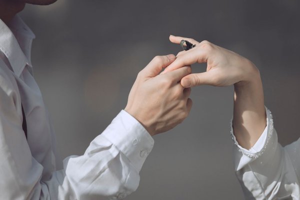 engagement ring resizing