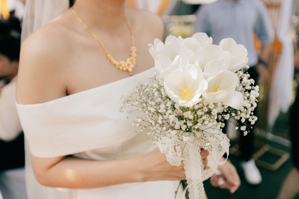 modern minimalist wedding theme